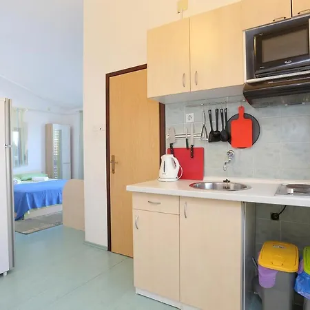 公寓 By The Sea Slatine, Ciovo - 9453